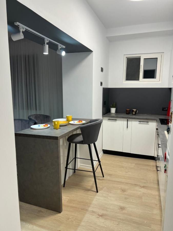 Amion Apartment In Center Of Tiranë Luaran gambar