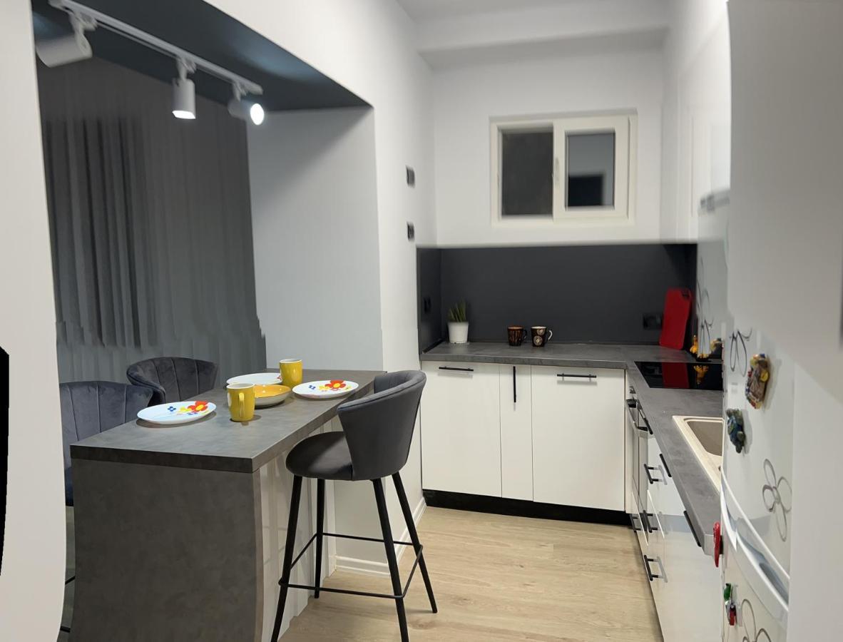 Amion Apartment In Center Of Tiranë Luaran gambar