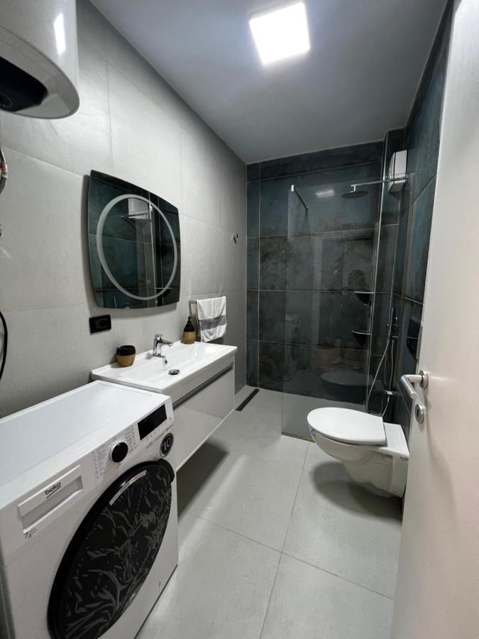 Amion Apartment In Center Of Tiranë Luaran gambar