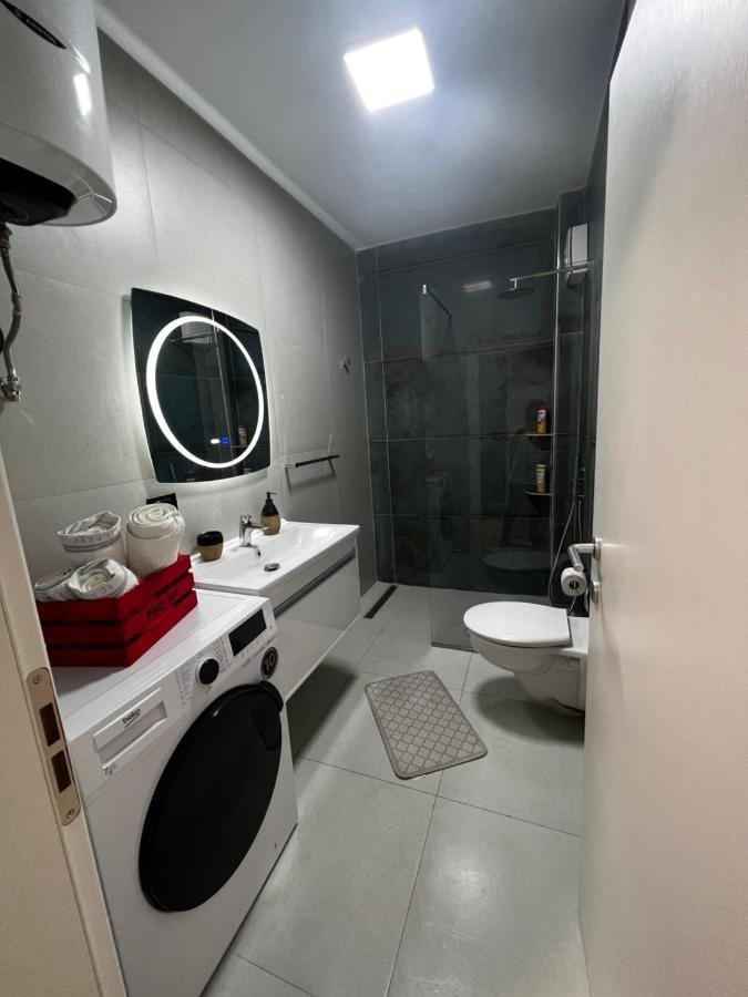Amion Apartment In Center Of Tiranë Luaran gambar