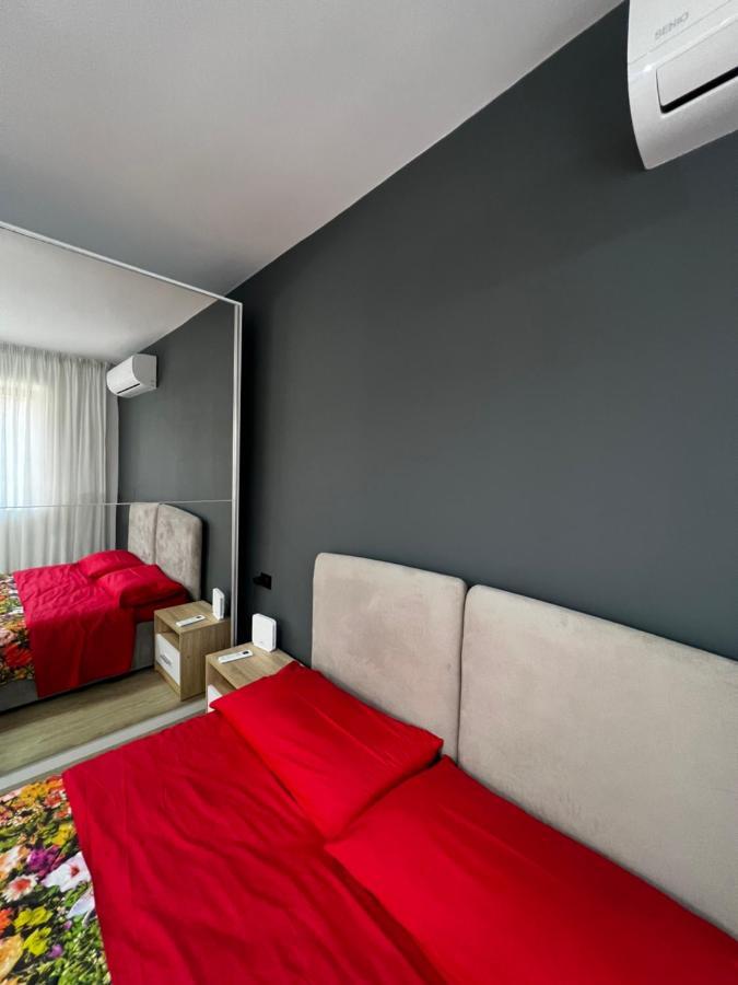 Amion Apartment In Center Of Tiranë Luaran gambar